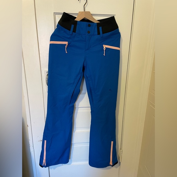 Burton jacket and pants size small - Picture 4 of 4